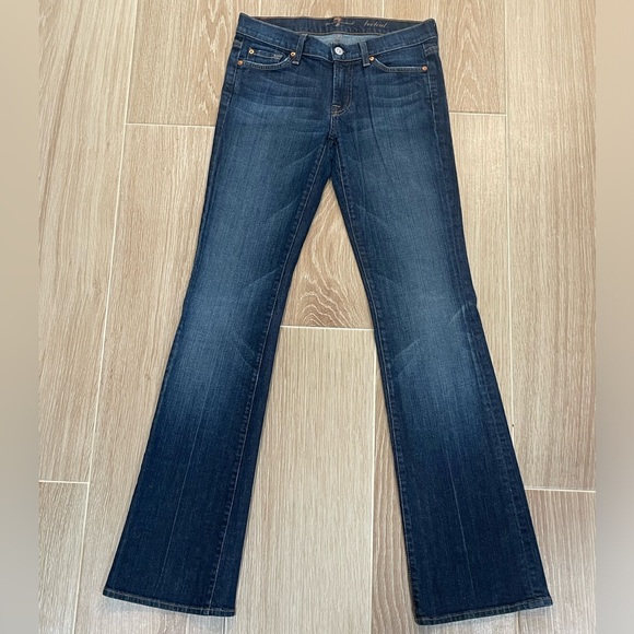Seven for all mankind size 27 bootcut jeans